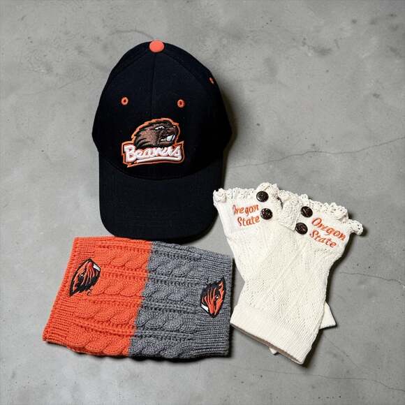 Top of the World Accessories - Women’s Oregon State Beavers 3 Piece Outdoor Hat & Hand Warmers Set